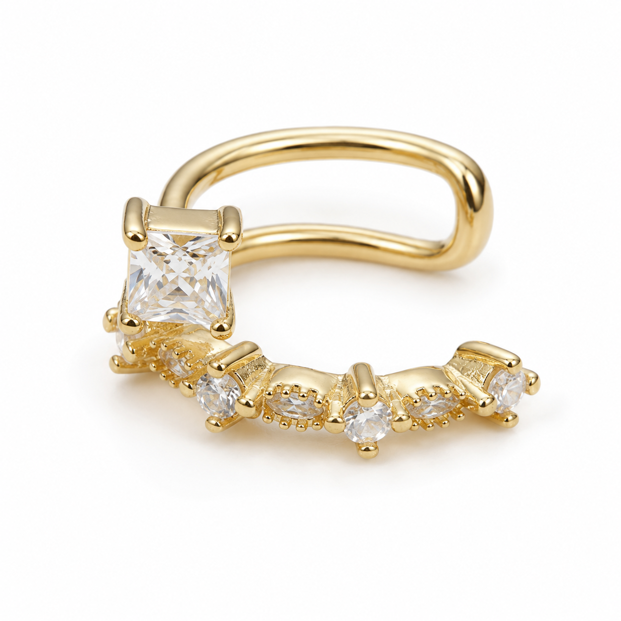 Ear cuff cascade cristalline doré sans piercing