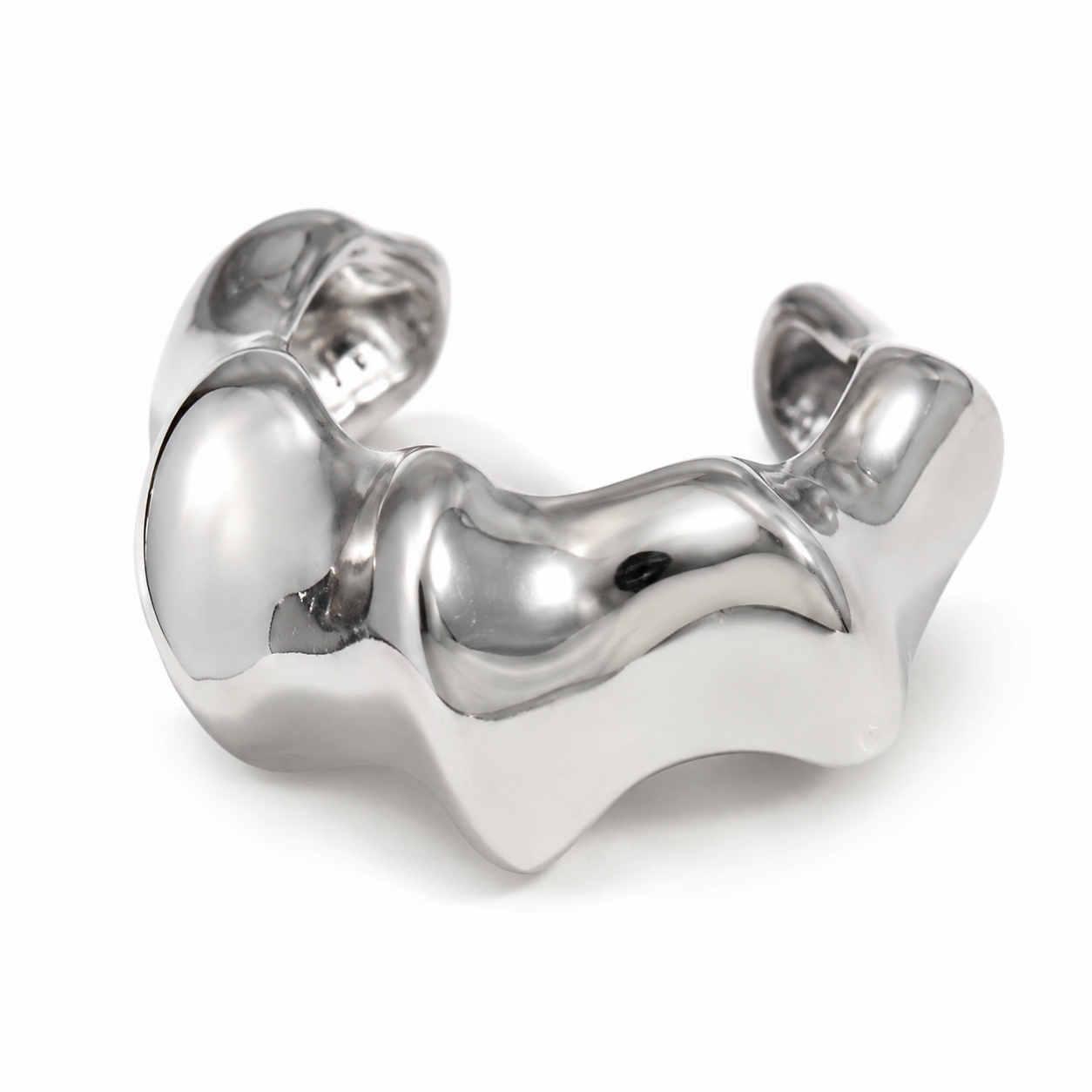 Ear cuff ondulé argenté sans piercing