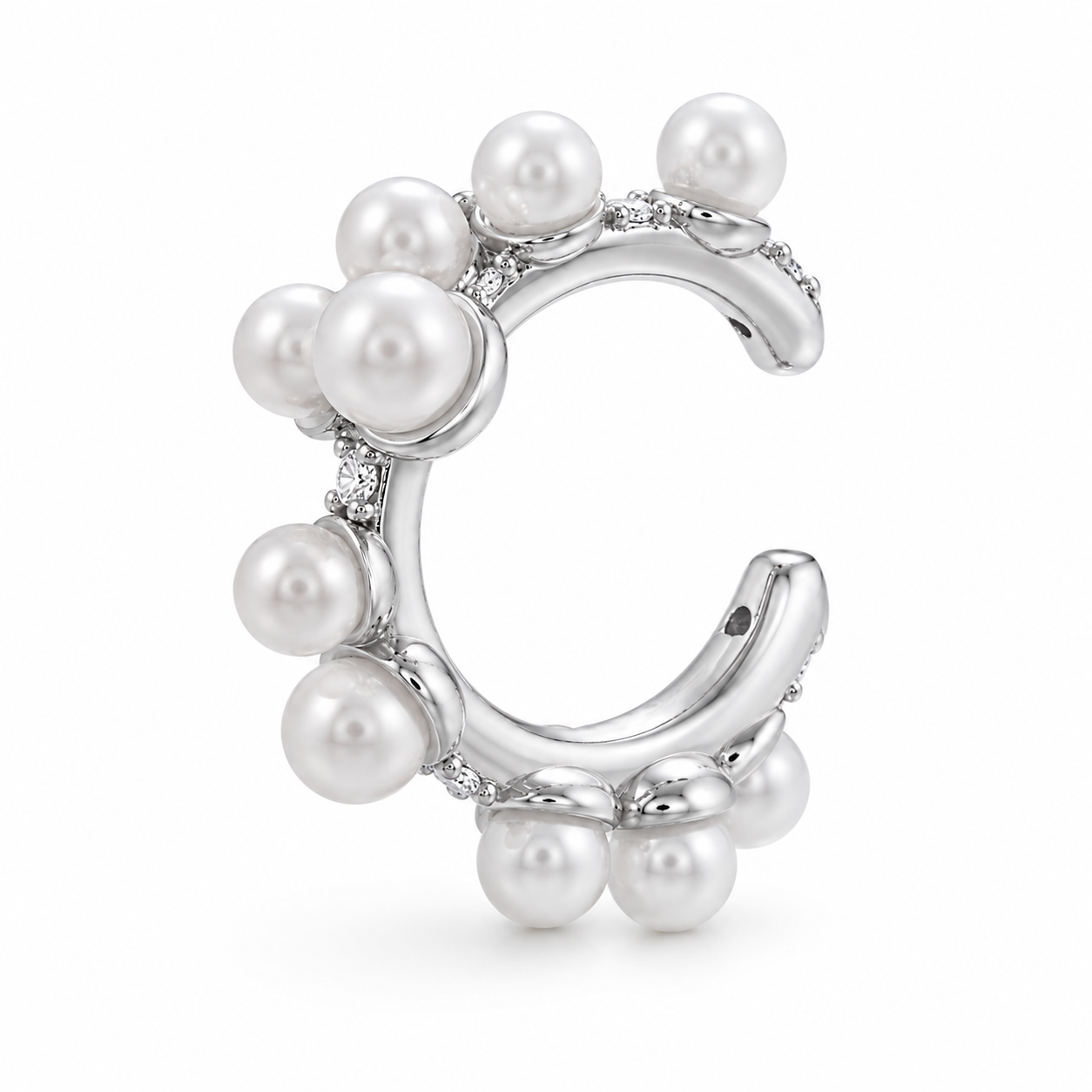 Vue détail ear cuff perles nacrées