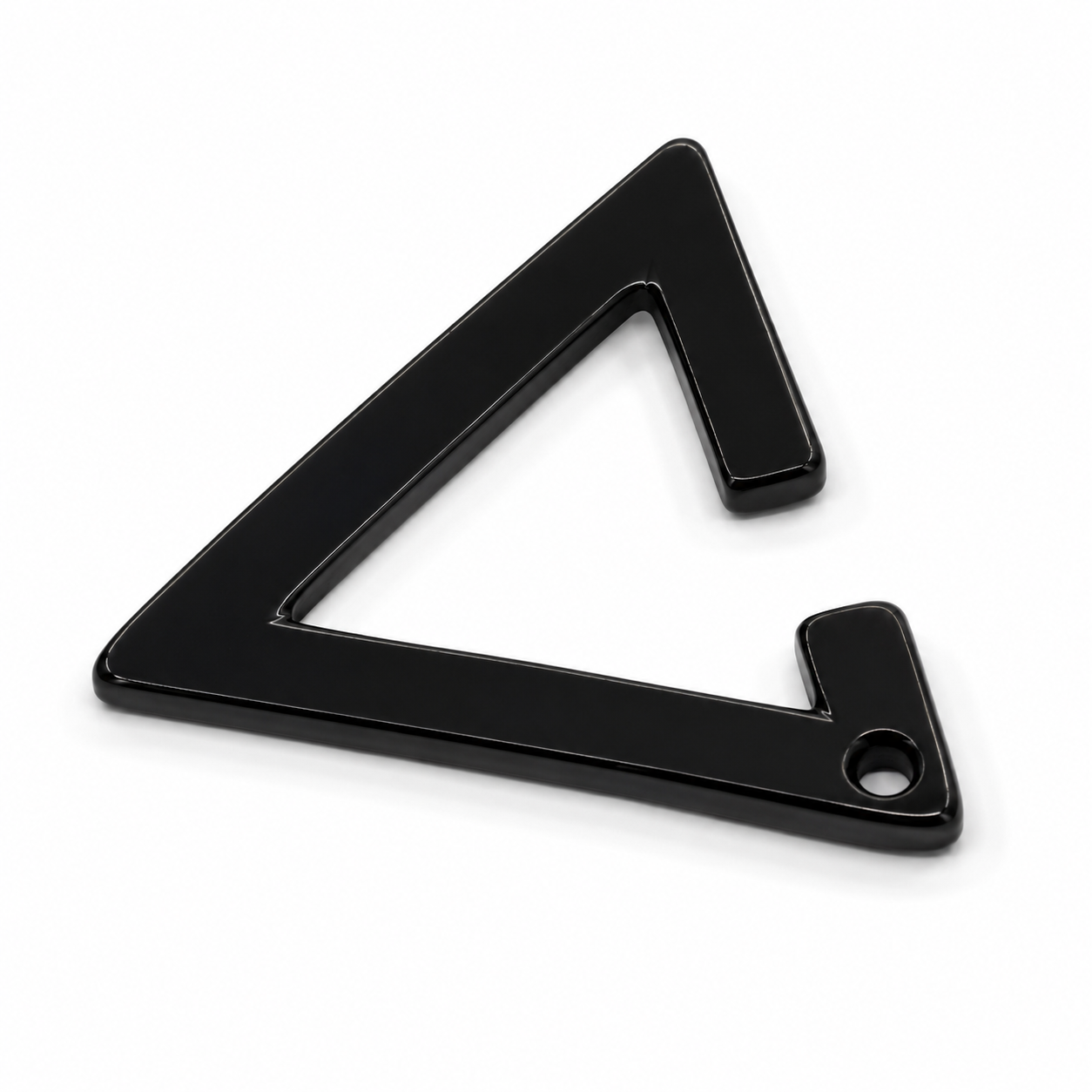 Ear cuff triangle noir sans piercing